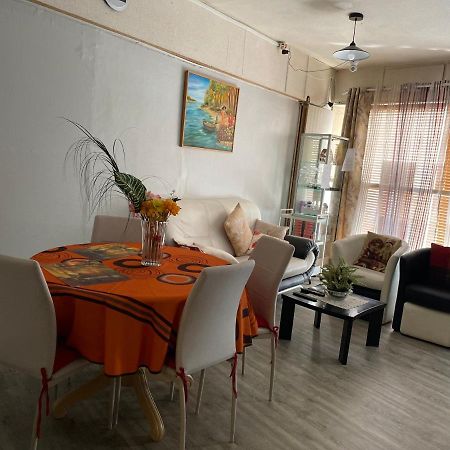 Four A Ban Apartment Mer Bagian luar foto