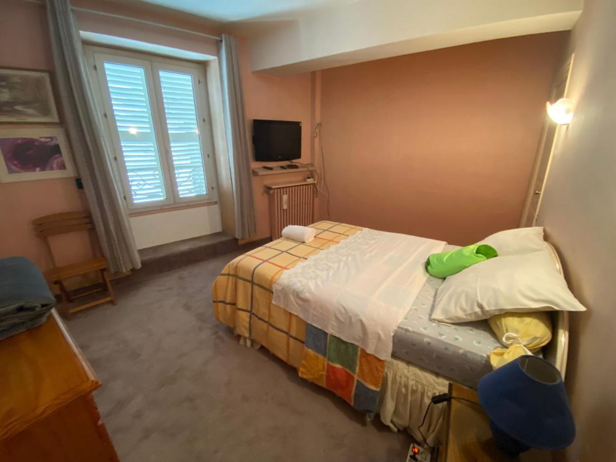 Four A Ban Apartment Mer Bagian luar foto